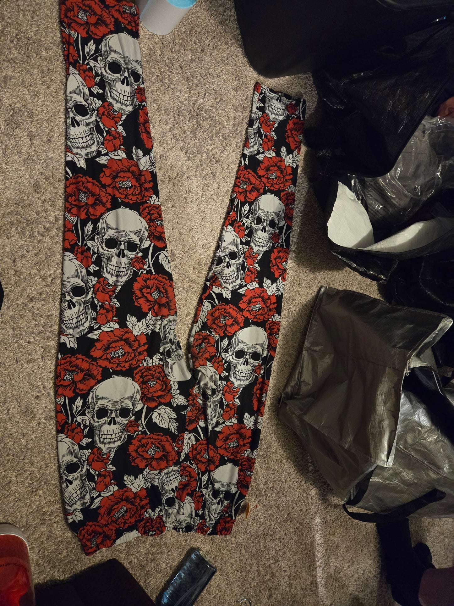 Unbranded Skull and flower Leggings - Gently Used