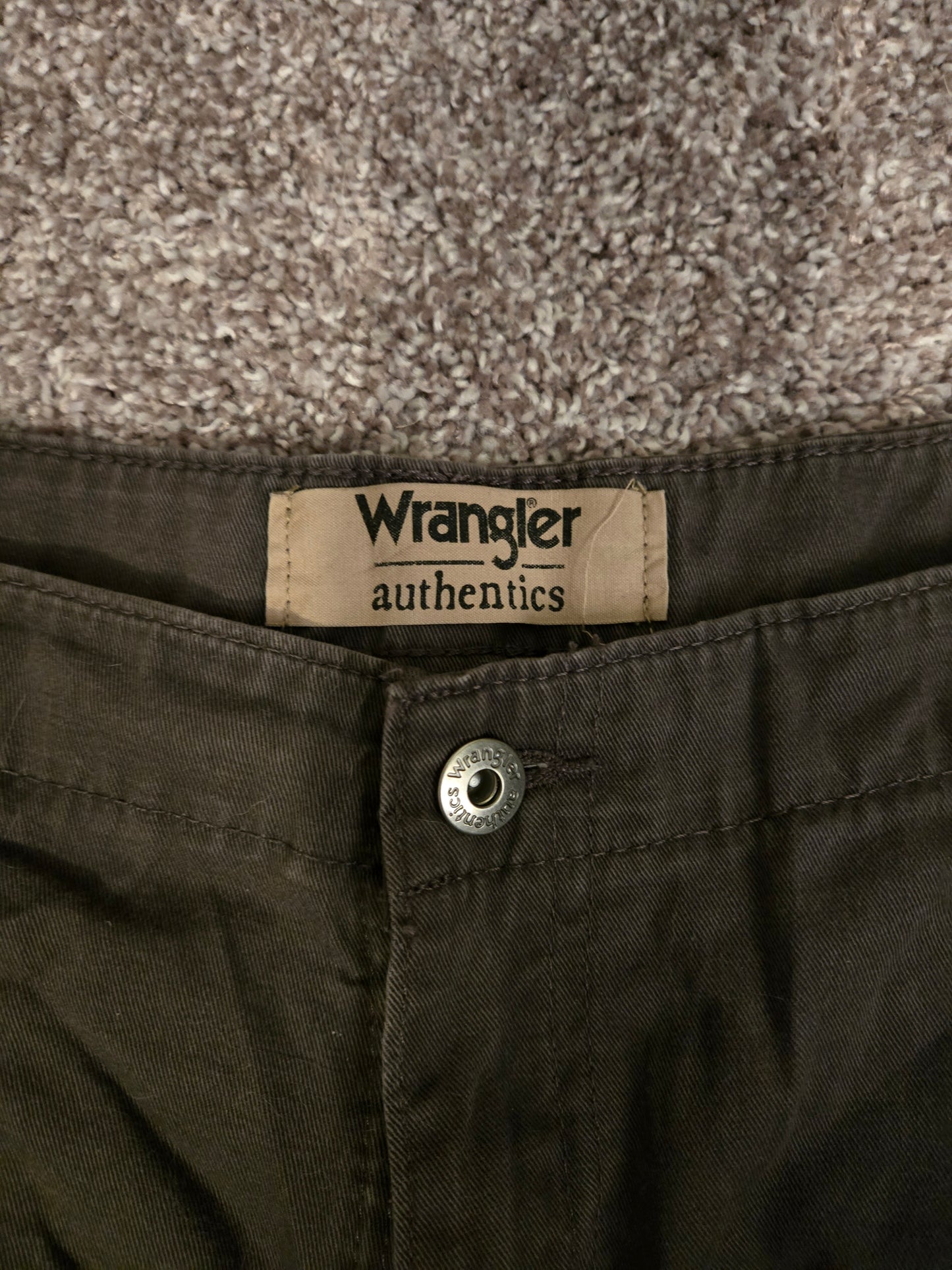 Wrangler Authentics Men's Outdoor Cargo Classic Relaxed Fit Shorts, 6-Pockets