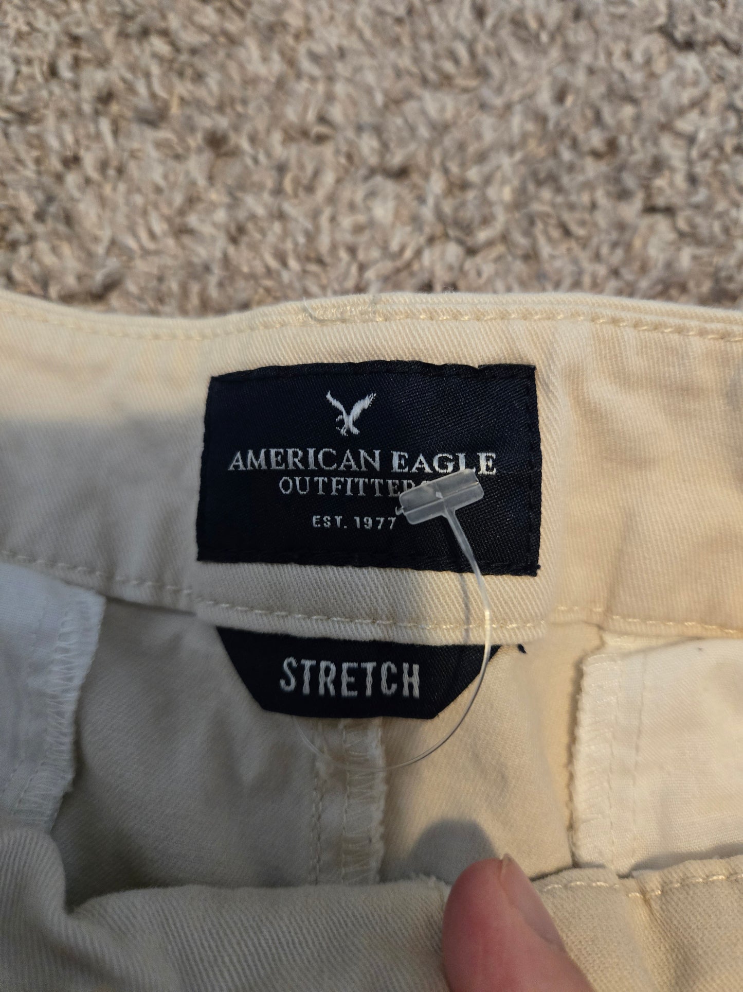 American Eagle Outfitters Womens Shorts Size 10 Beige Khaki Chino Low Rise W 34